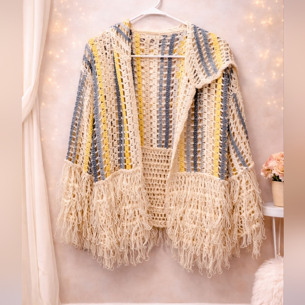 NWOT POL Small Boho Fringe Open-Knit Hoodie Crochet Cardigan